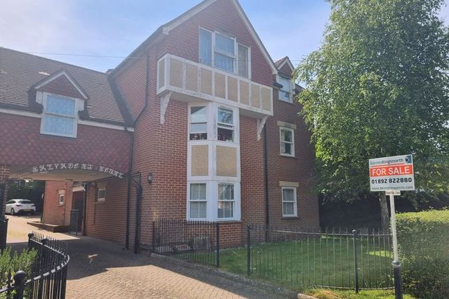 2 bedroom flat for sale