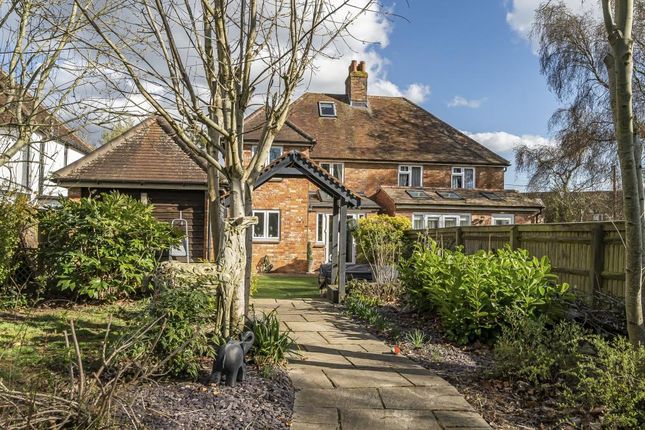 Garsington,  Oxfordshire,  OX44 4 bed semi