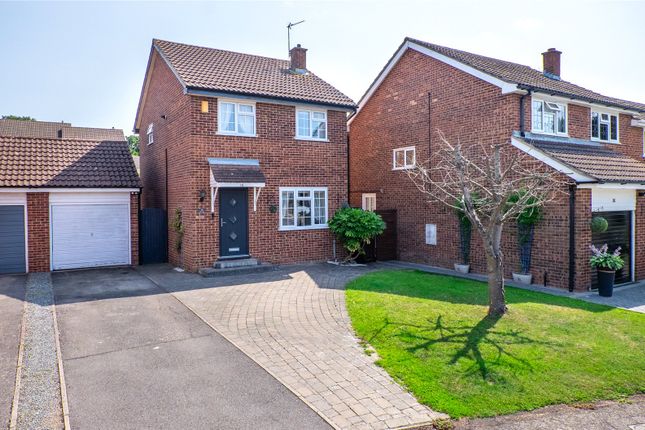 Hilton Road, Cliffe Woods, Rochester... 3 bed detached house for sale