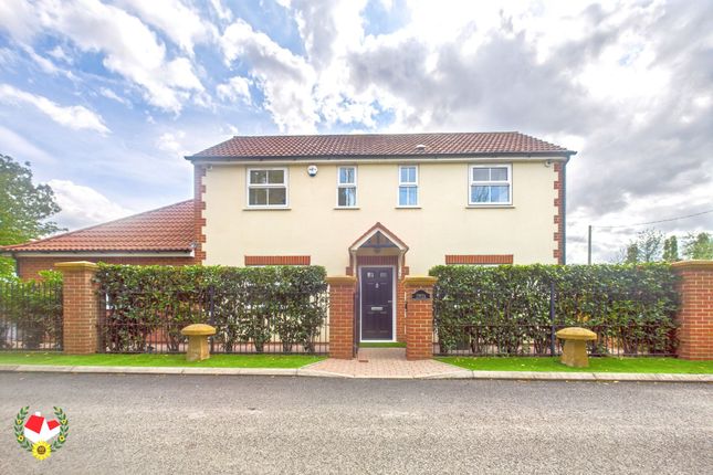 Sticky Lane, Hardwicke, GL2 3 bed detached house for sale