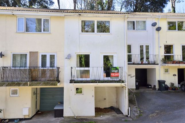 VICARAGE CLOSE BRIXHAM 2 bed terraced house for sale