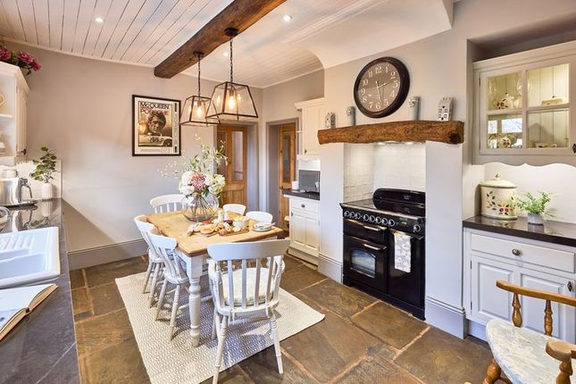 Doncaster Road, Whitley DN14 4 bed character property for sale