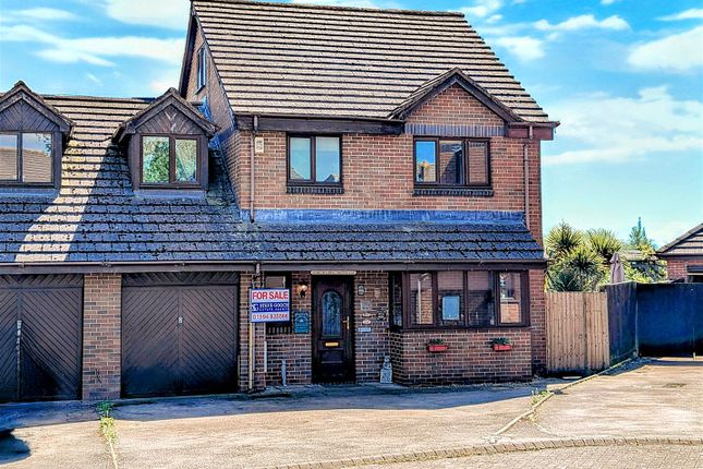 Old Furnace Close, Lydney GL15 6 bed house for sale