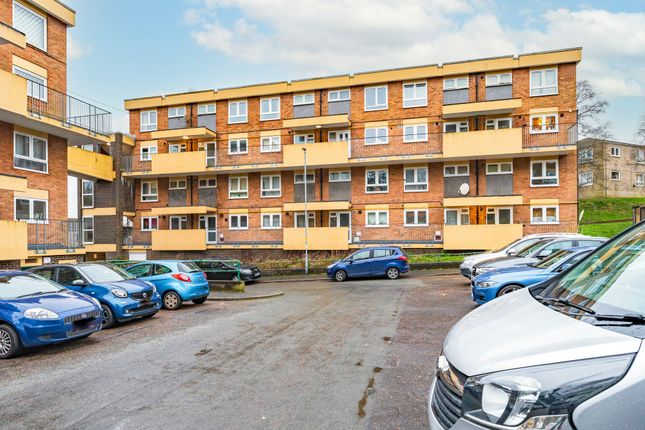 3 bed flat