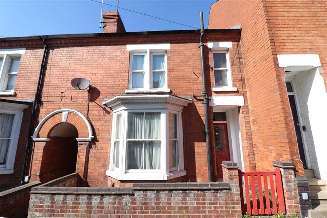 Victoria Road, Rushden NN10 2 bed terraced house for sale