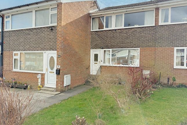 Swinnow Garth, Leeds 3 bed terraced house for sale