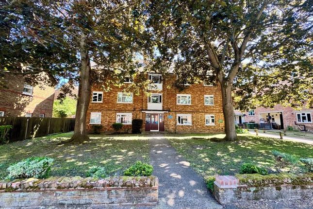 Weston Road, Bromley 2 bed apartment for sale