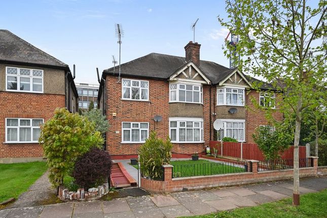 Beechcroft Avenue, Harrow 2 bed maisonette for sale