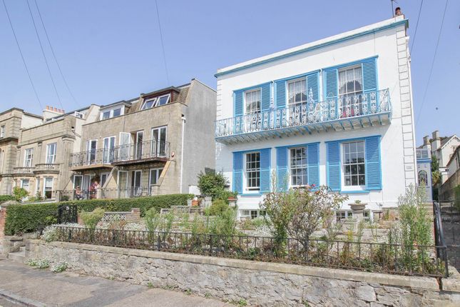 Park Place*Garden Flat*2 Bedrooms*2... 2 bed flat for sale