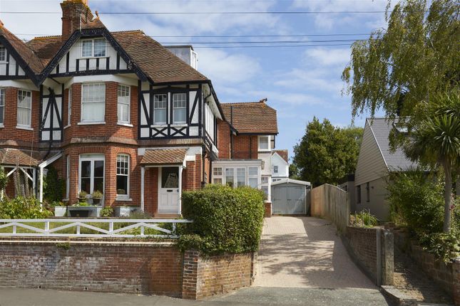 5 bedroom semi-detached house for sale