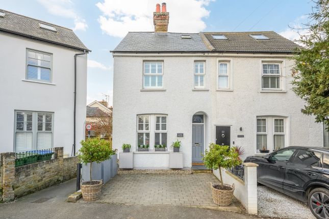 Jessamy Road, Weybridge, KT13 3 bed semi