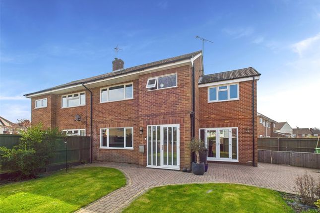 Barnwood Avenue, Gloucester... 4 bed semi