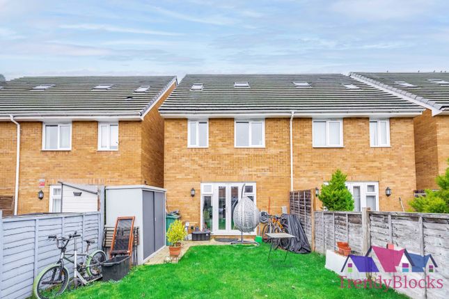 4 bed terraced house