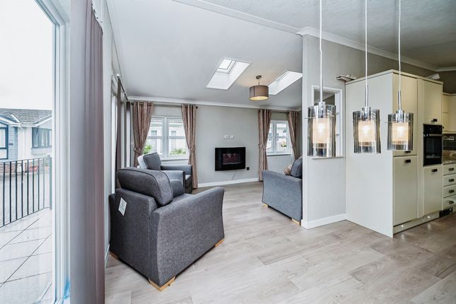 2 bedroom park home for sale