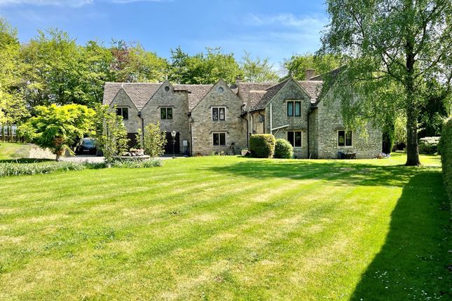6 bedroom detached house for sale