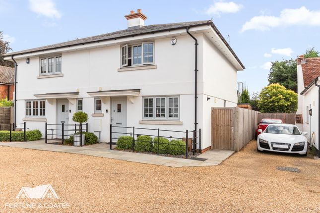 2 bedroom semi-detached house for sale