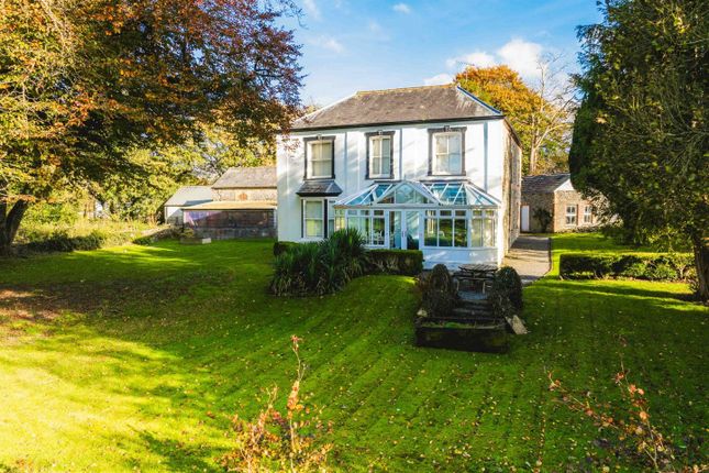 Tregaron, Ceredigion, SY25 4 bed detached house for sale