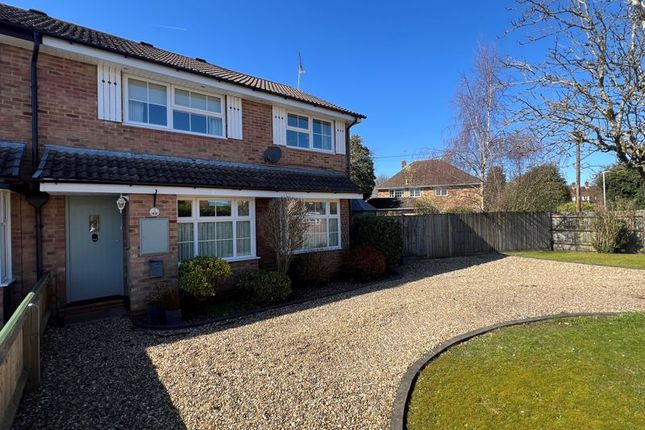 Copners Drive, Holmer Green HP15 3 bed end of terrace house for sale