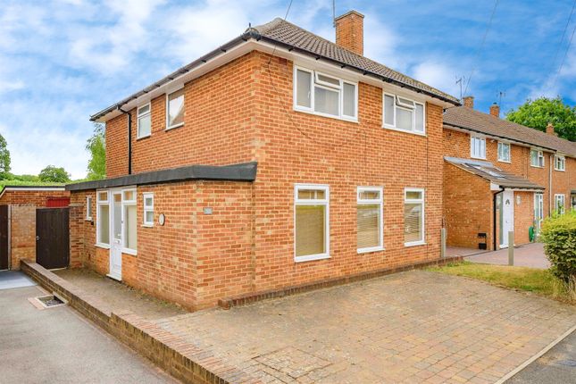 4 bedroom end of terrace house for sale
