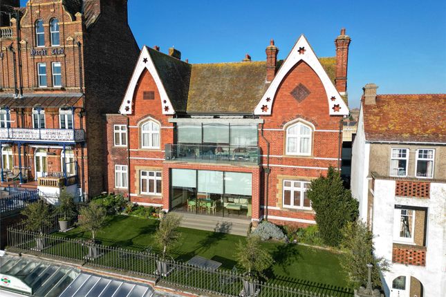 Cliff Street, Ramsgate, Kent, CT11 5 bed house for sale