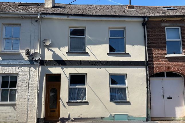 6 bedroom terraced house for sale