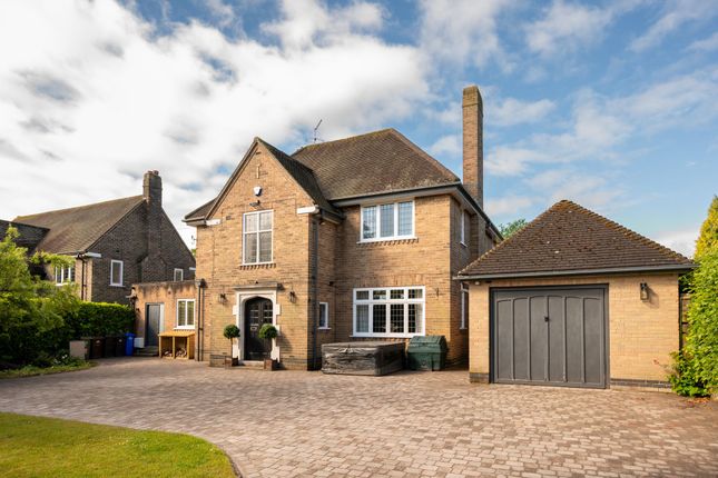 6 bedroom detached house for sale