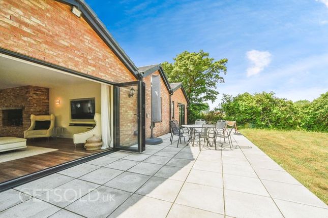 5 bed bungalow