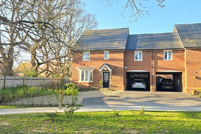 4 bedroom link detached house for sale
