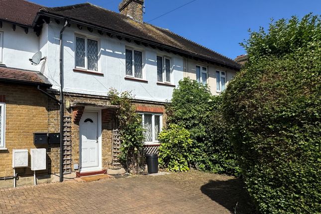 Pear Tree Avenue, Yiewsley, UB7 3 bed terraced house for sale