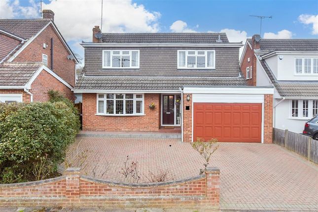 4 bed detached house