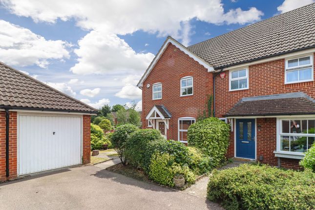 Sunderland Grove, Leavesden, WD25 3 bed semi