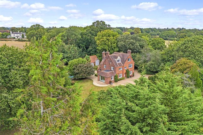 Fryerning Lane, Ingatestone, Essex, CM4 6 bed detached house for sale