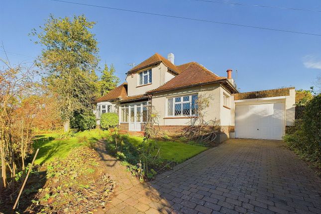 Lime Tree Avenue, Worthing BN14 4 bed detached bungalow for sale