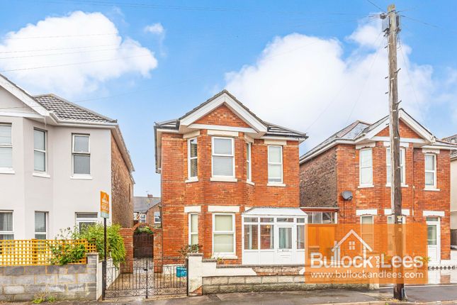 3 bed detached house