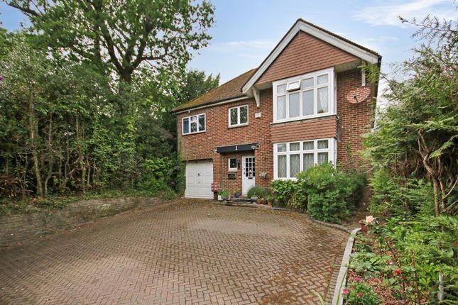 Sandhawes Hill, East Grinstead, RH19 6 bed detached house for sale