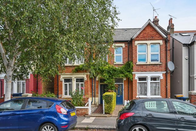 Hereford Road, Acton 3 bed flat for sale