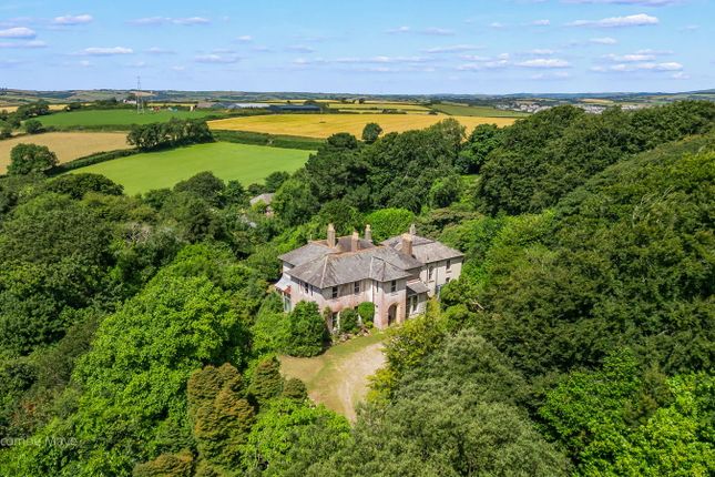 11 bedroom detached house for sale