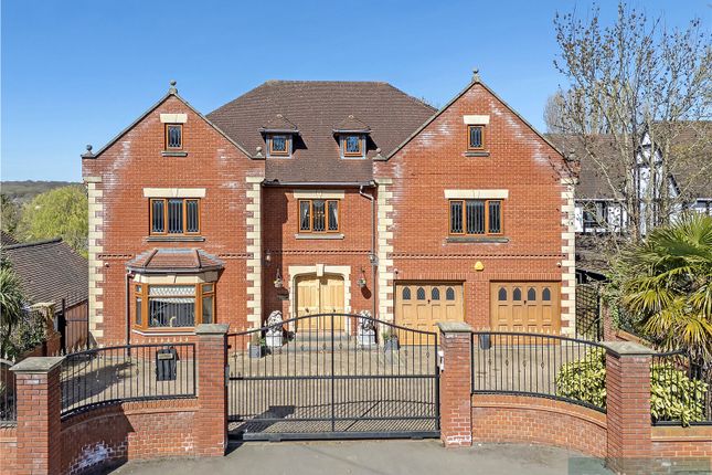 Spareleaze Hill, Essex IG10 7 bed detached house for sale