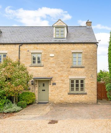 Landgate Yard, Stow on the Wold... 4 bed semi