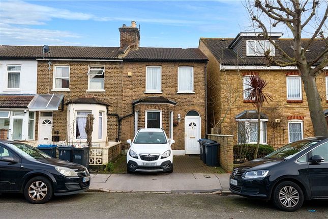 Furze Road, Thornton Heath, CR7 2 bed end of terrace house for sale