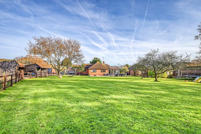 Highcliffe Drive, Wickford, SS12 5 bed bungalow for sale