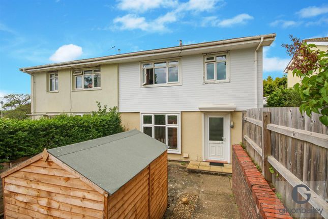 5 bedroom semi-detached house for sale