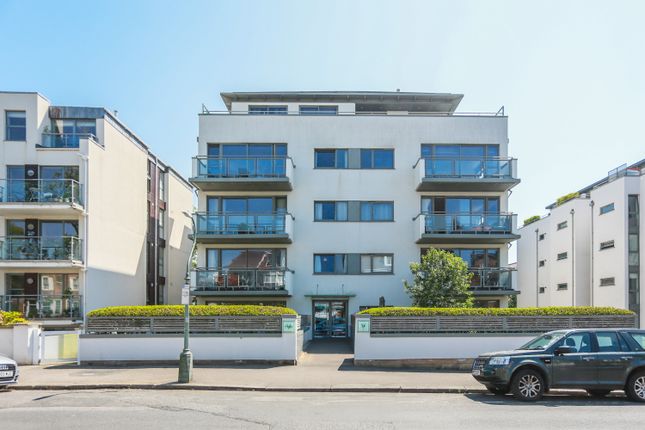 Palmeira Avenue, Hove, BN3 2 bed flat for sale