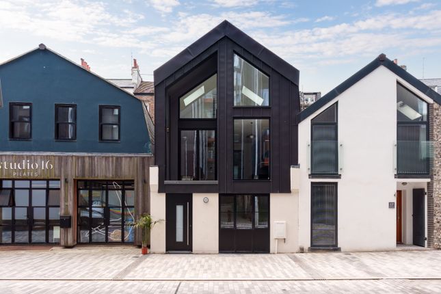 Circus Street, Brighton 2 bed townhouse for sale