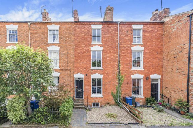 4 bedroom town house for sale