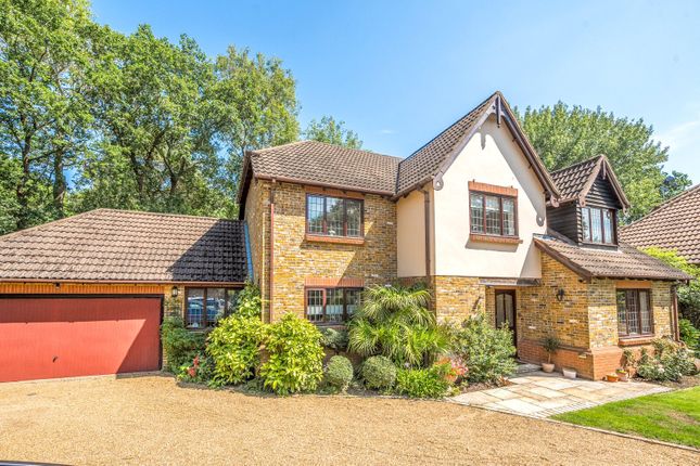 Falconwood, East Horsley, KT24 5 bed detached house for sale