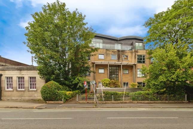 2 bedroom flat for sale