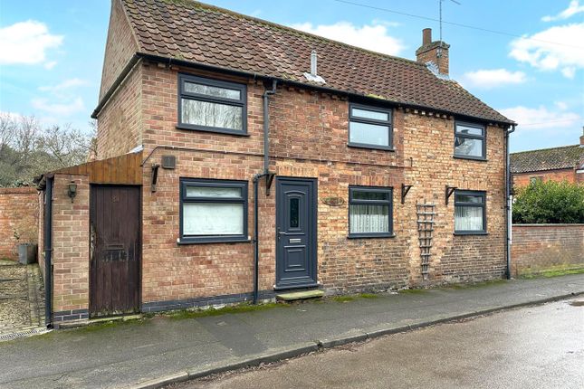 Glen Cottage, Low Street, Collingham... 2 bed semi