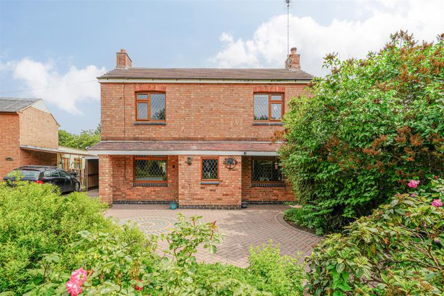 Gaydon Road, Bishops Itchington 3 bed detached house for sale