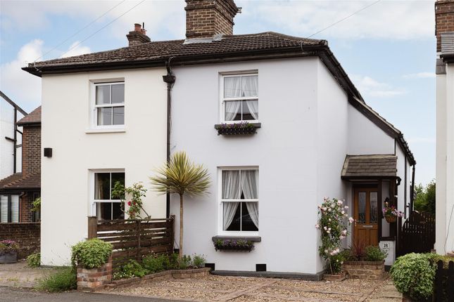2 bedroom semi-detached house for sale